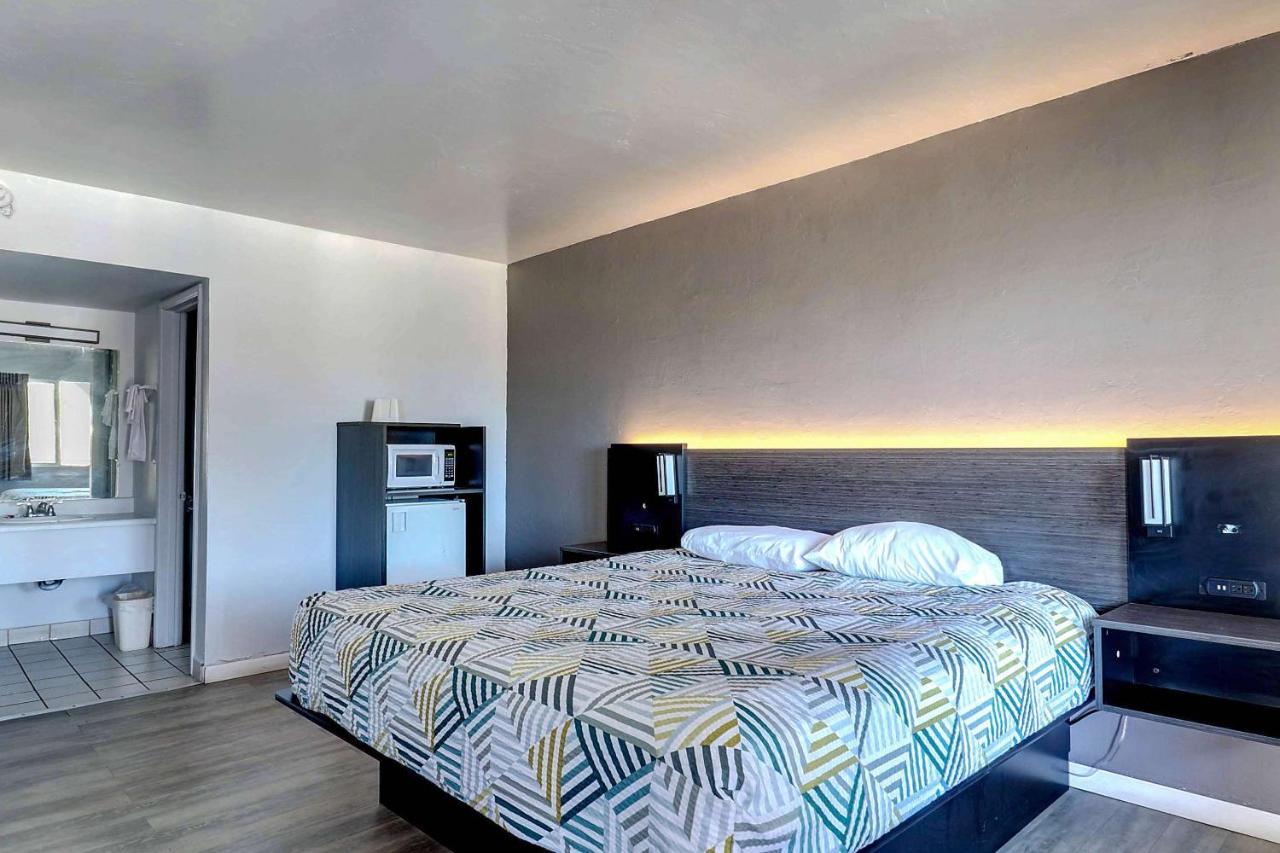 Motel 6 Tucson, Az - East Williams Center Eksteriør bilde