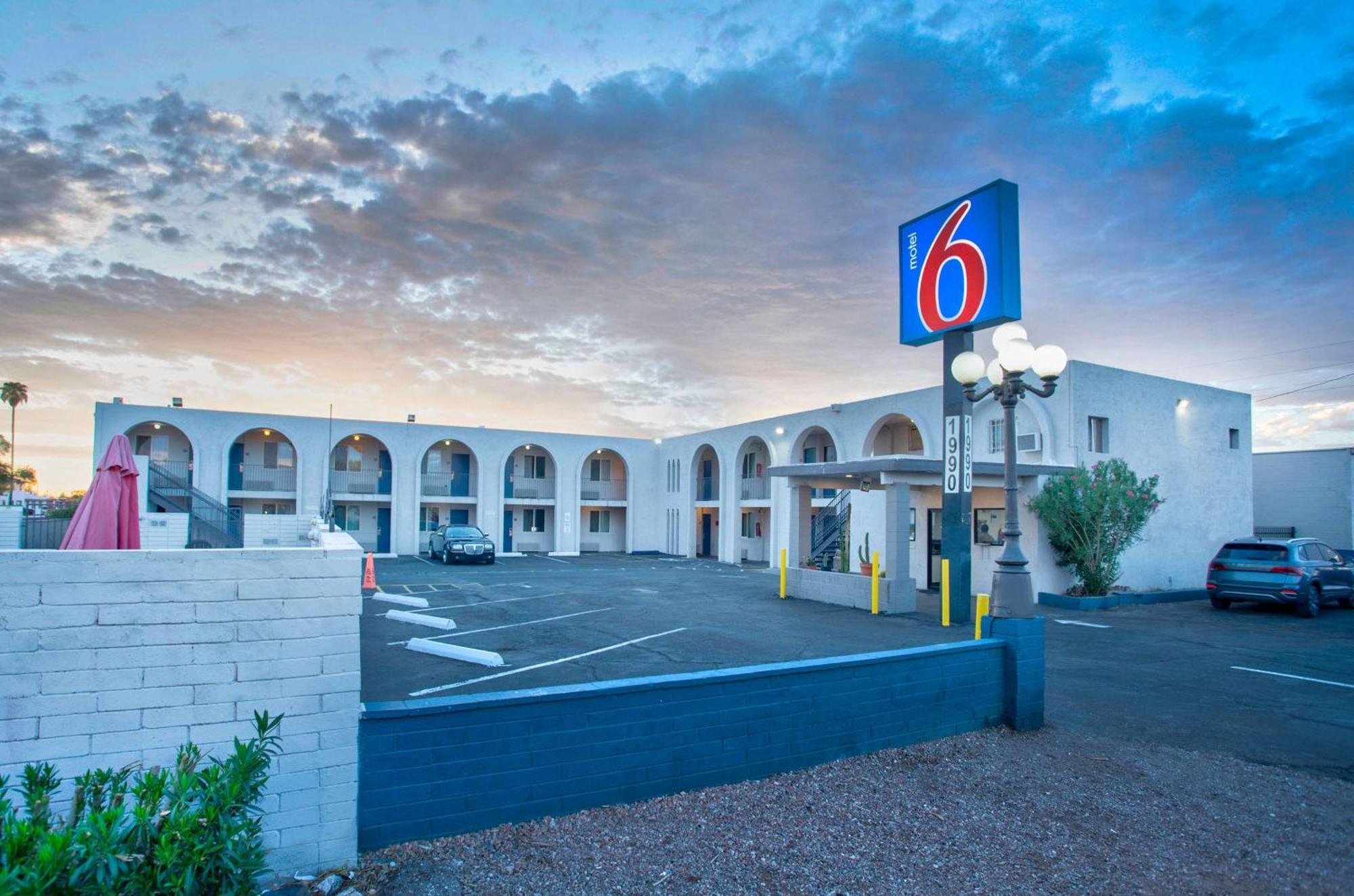 Motel 6 Tucson, Az - East Williams Center Eksteriør bilde