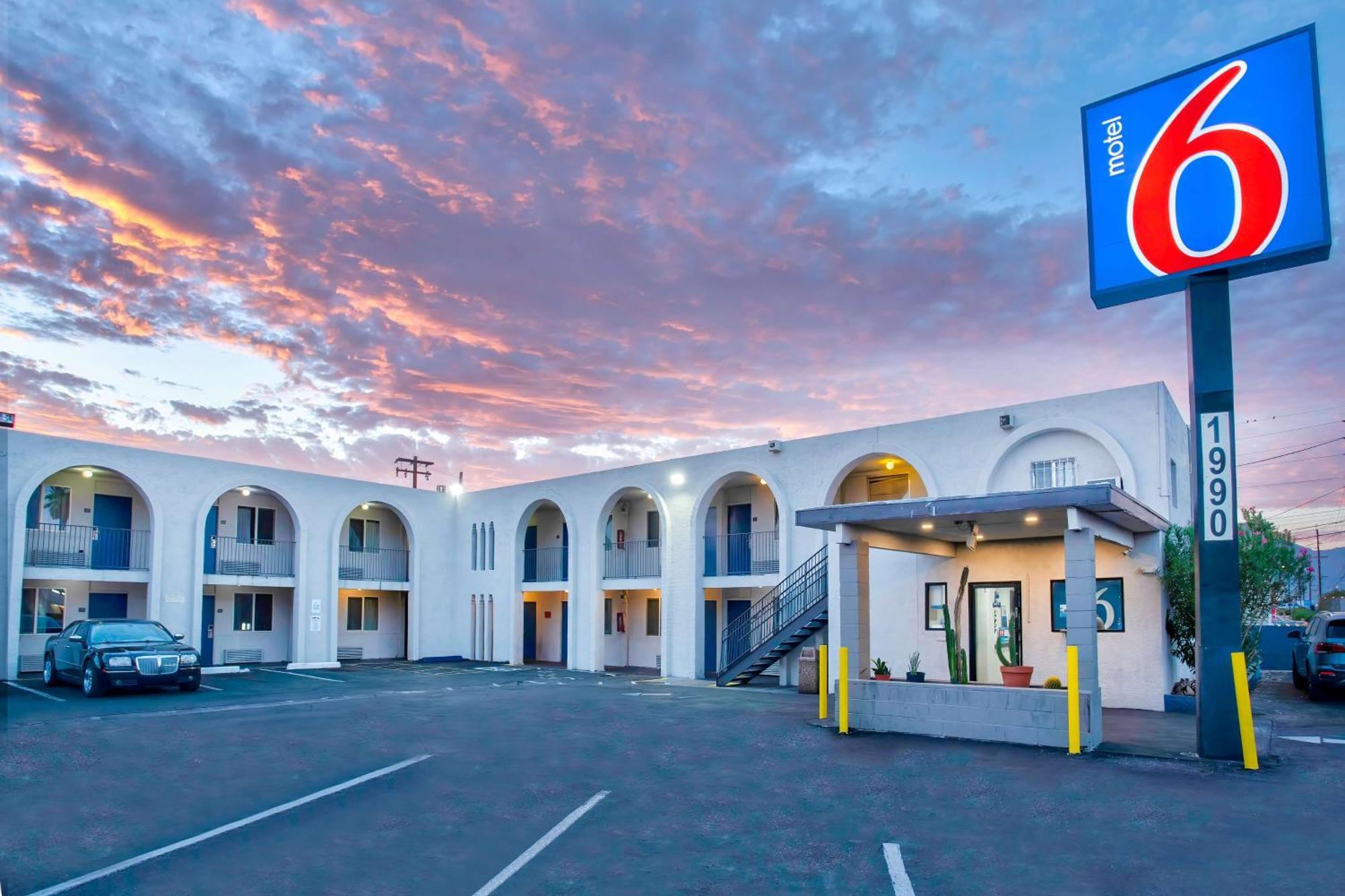 Motel 6 Tucson, Az - East Williams Center Eksteriør bilde